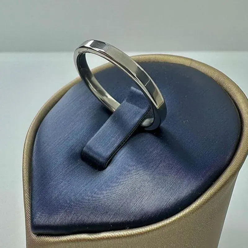 Aliança Quadrada Fina 3mm