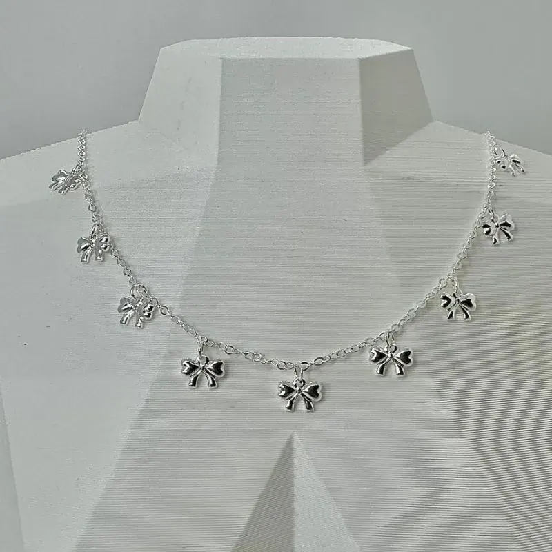 Choker Cadeado Chapinhas Laços