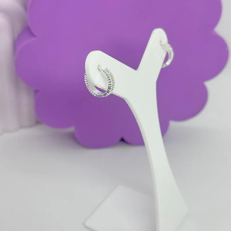 Argola Click Cravejada Pontilhada – foto 3