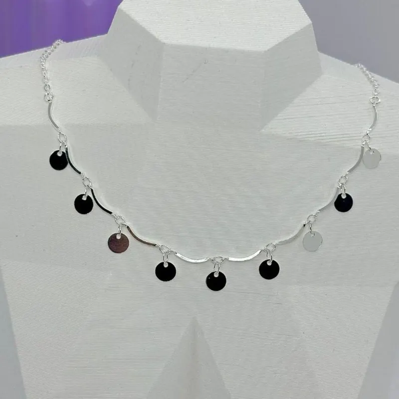 Choker Bastões com Plaquinhas