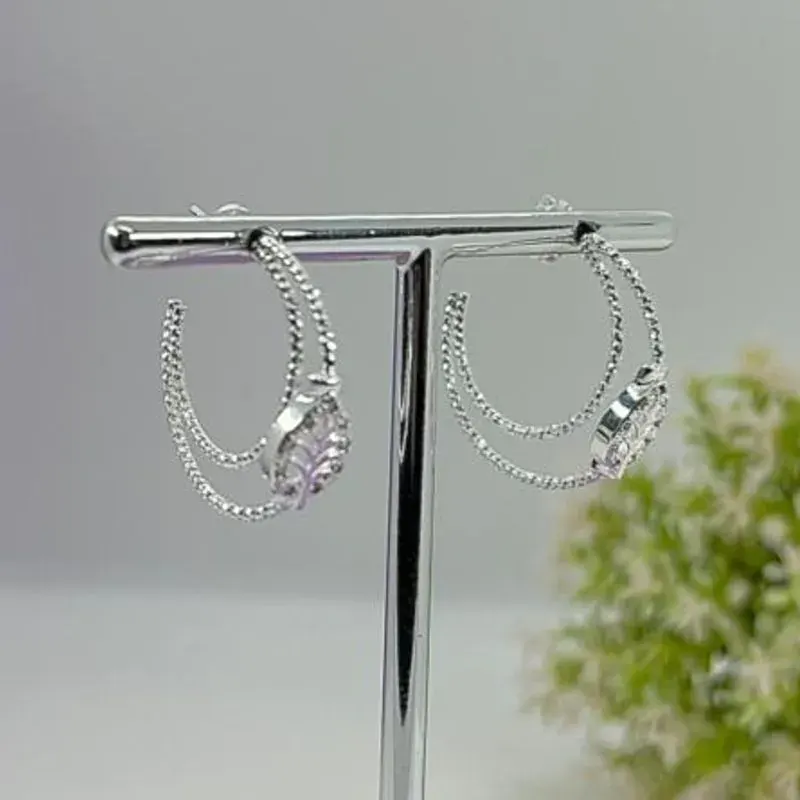 Argola Aberta com Folha Cravejada