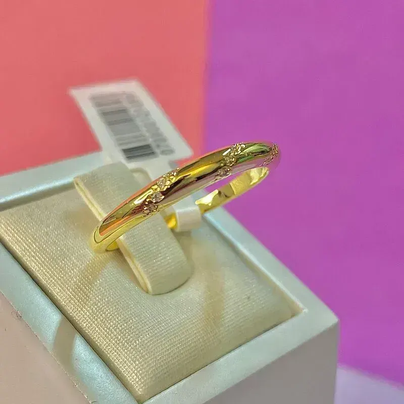 Anel Aparador com Microzircônias