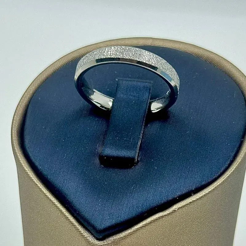 Aliança Quadrada Brilhantes 4mm Aço 316L – foto 5