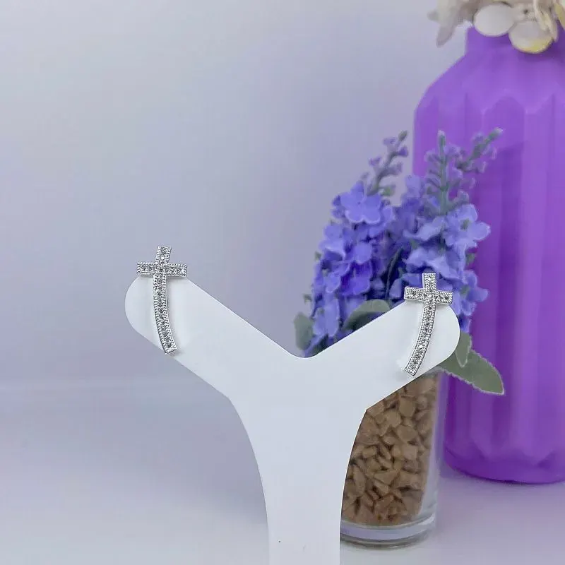 Brinco Ear Cuff Crucifixo Cravejado