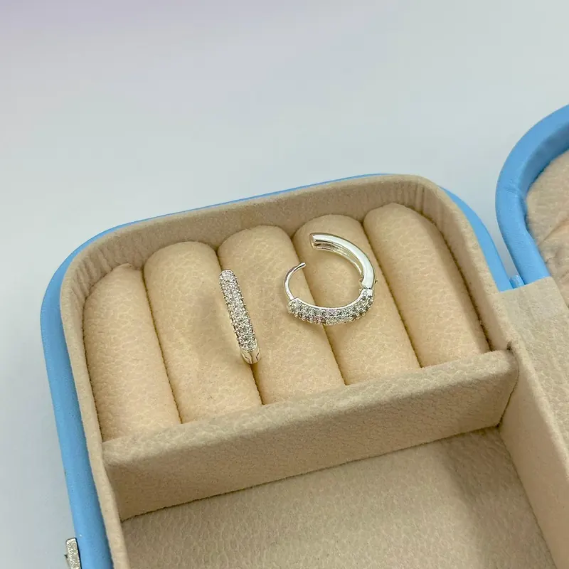 Argola Click Oval Cravejada – foto 2