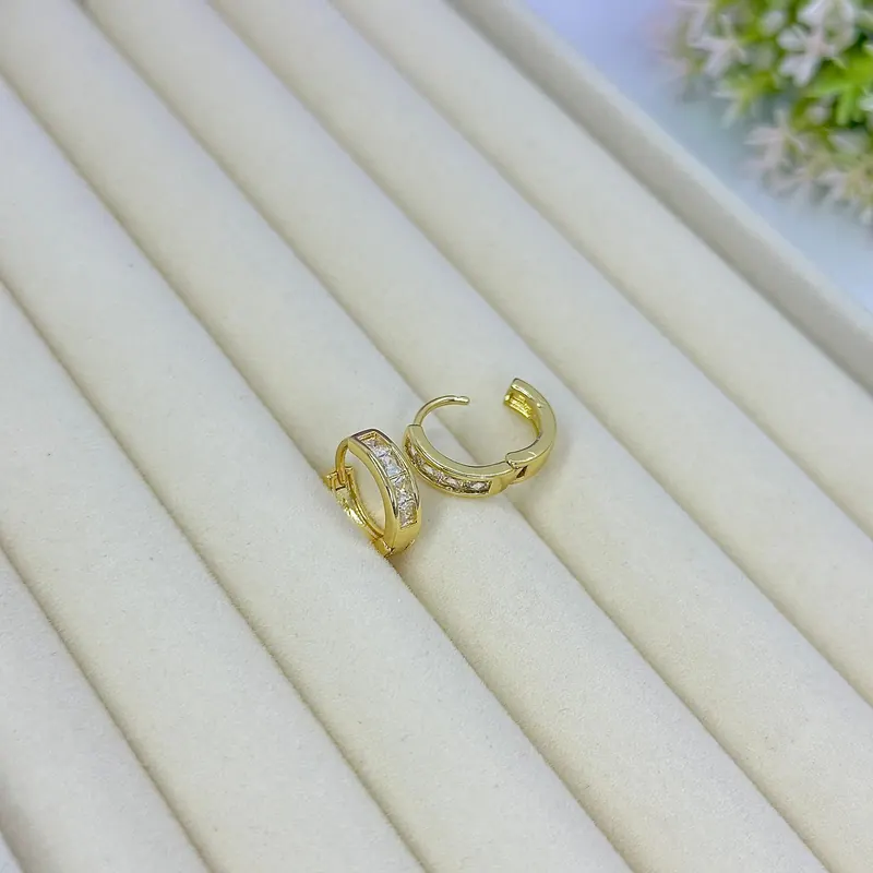 Argola Click 4 Pedras Zirconias – foto 2