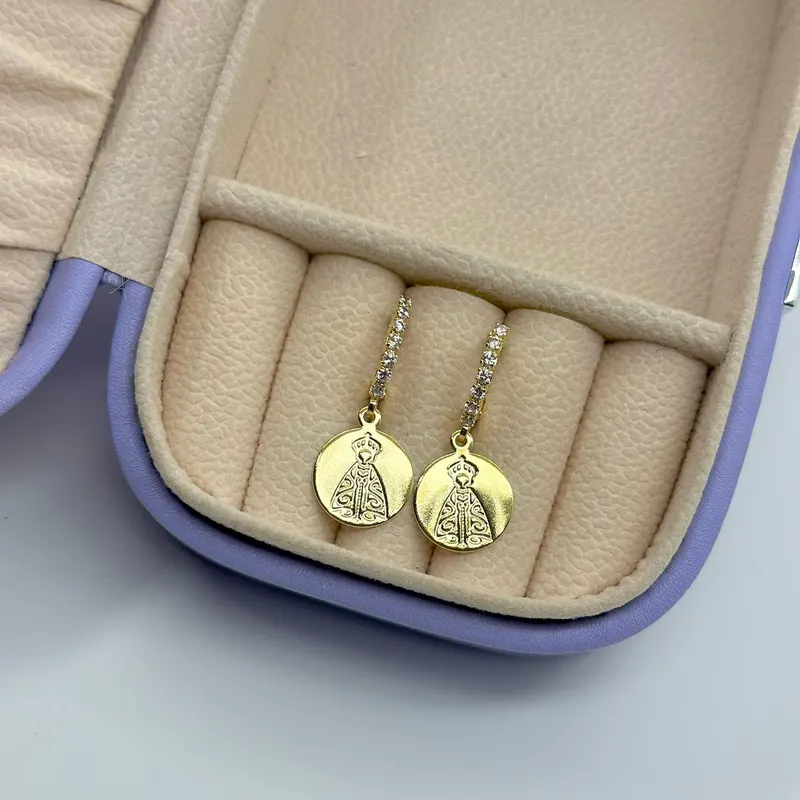 Argola Click Carvejada com Nossa Senhora – foto 2