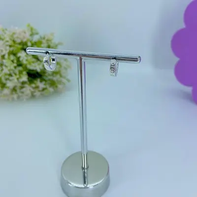 Argola Click Pequena Inspiração Cartier