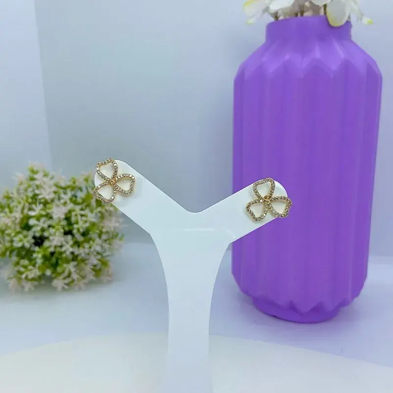 Brinco Flor Pétalas Coração Cravejado