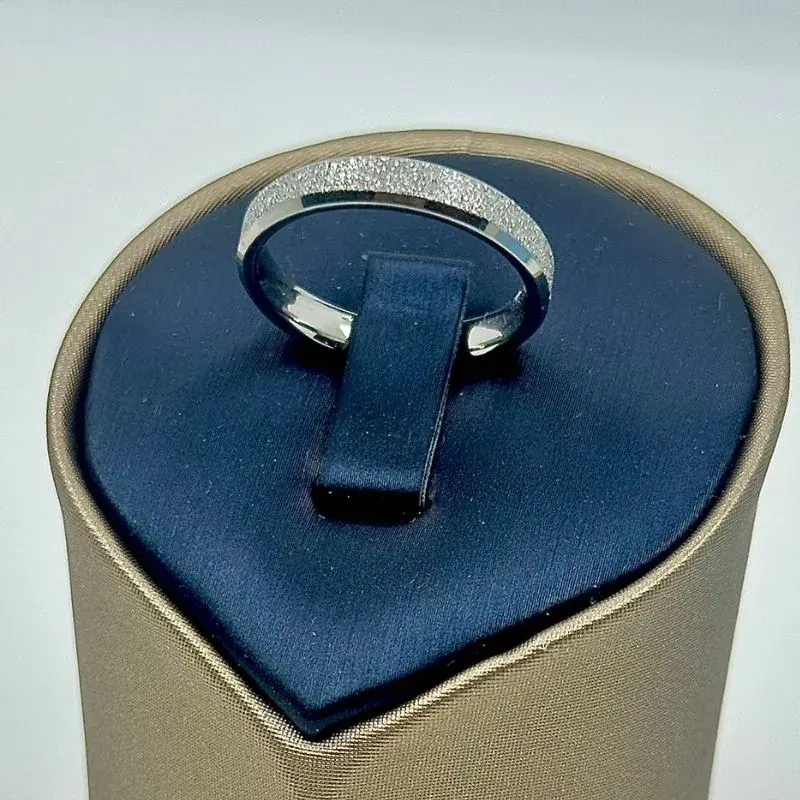 Aliança Quadrada Brilhantes 4mm Aço 316L – foto 3