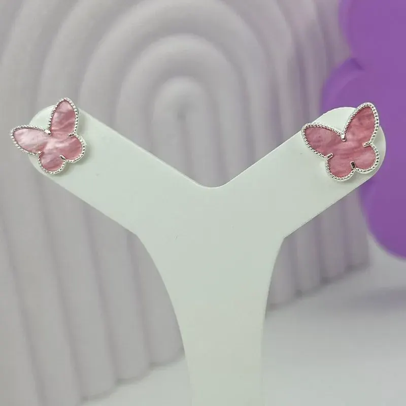 Brinco Borboleta Perolada Rosa