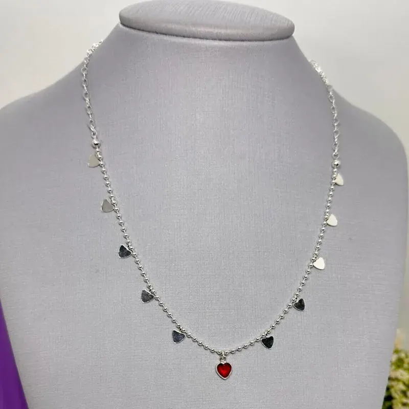 Choker Bolinhas e Coração Vermelho